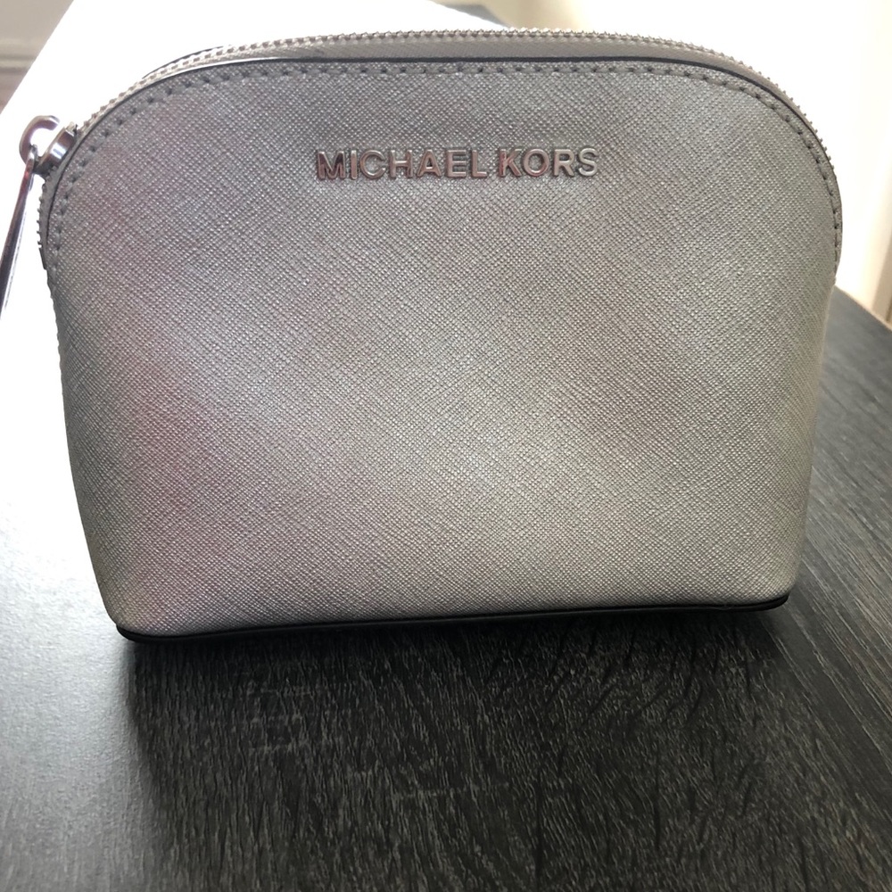 Michael Kors Jet Set Travel Silver Cosmetic Pouch